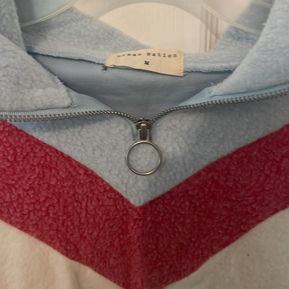 Adorable Sherpa cropped quarter zip sweater - Picture 3 of 4